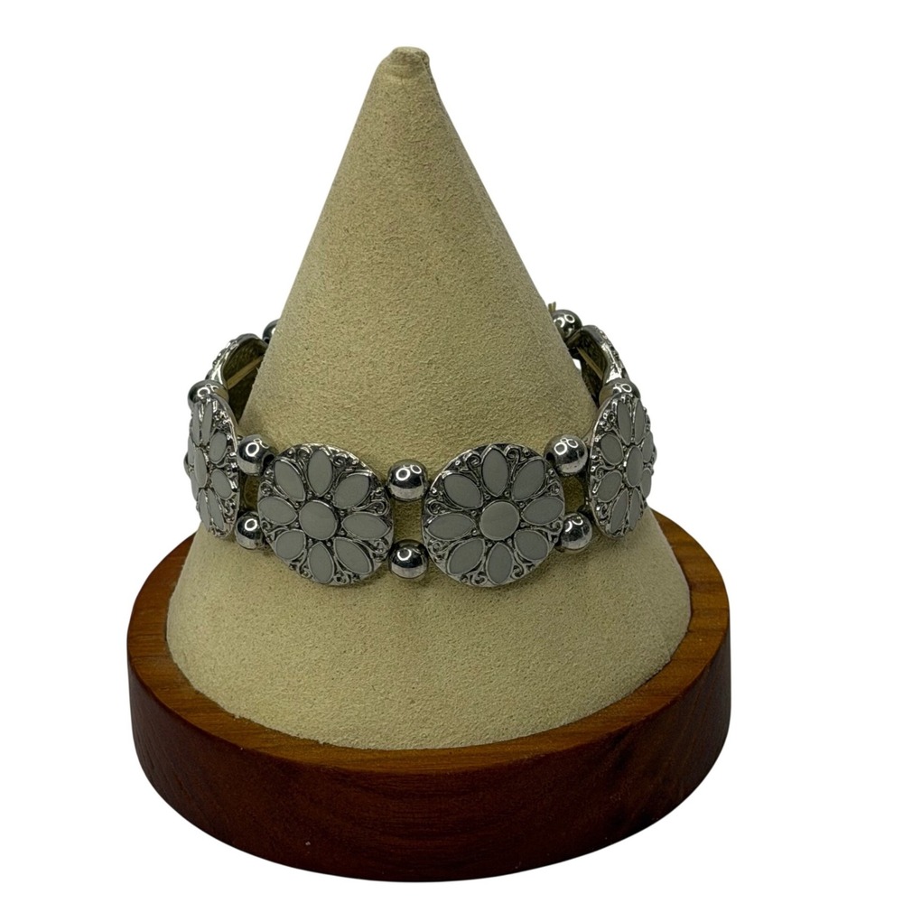 Silver Tone‎ Floral Medallion Stretch Bracelet Boho Scrollwork Design Y2K Retro